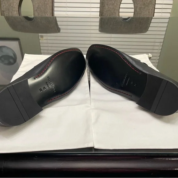New in Box Black Ferragamo Moccasin with Gancini ornament Size 10 EE